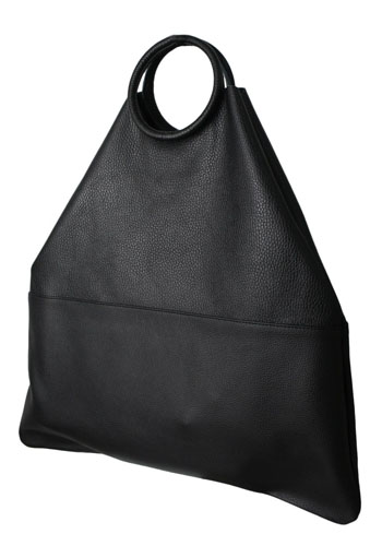 Жіночі сумкі великі. Модні сумкі 2023-2024. Женская черная кожаные сумки через плечо Италия фото